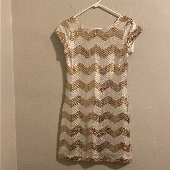 White House Black Market | Dresses | White House Black Market White And Gold  Sequin Sheath Dress Woman Xsmall | Poshmark